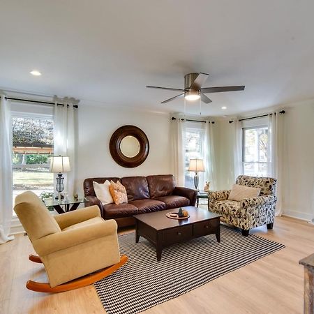Tranquil Travelers Rest Home With Fire Pit! Экстерьер фото